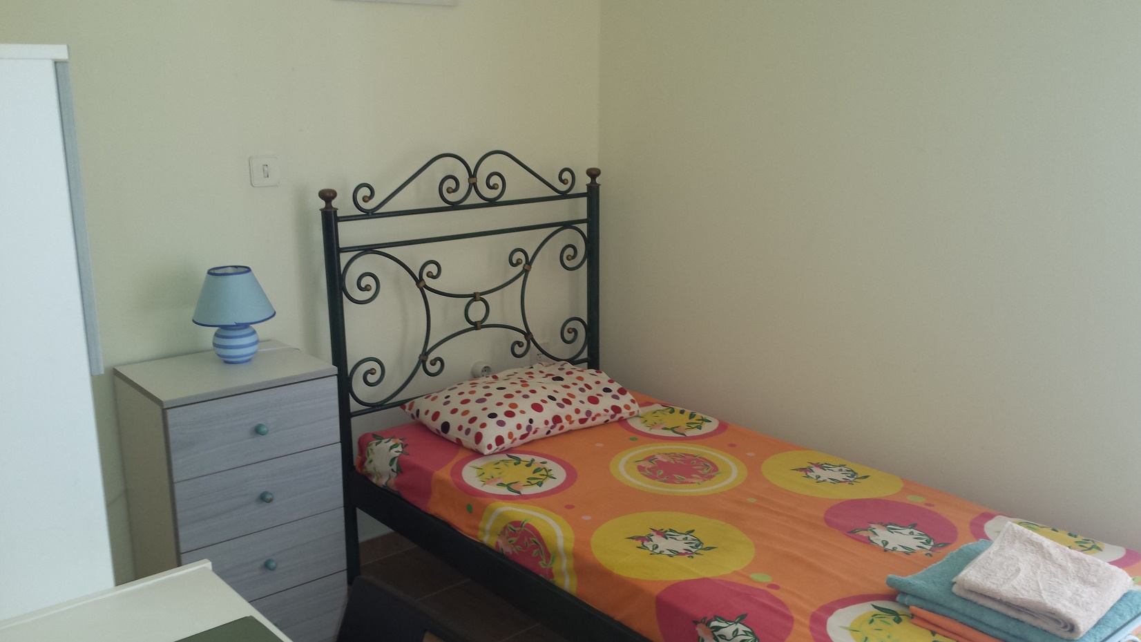 athens rooms rentals